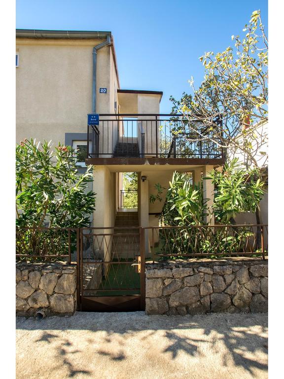 Apartments Velebit Starigrad Paklenica Exterior foto